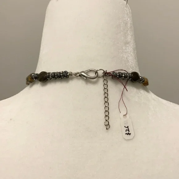 Necklace - Picture 4 of 4